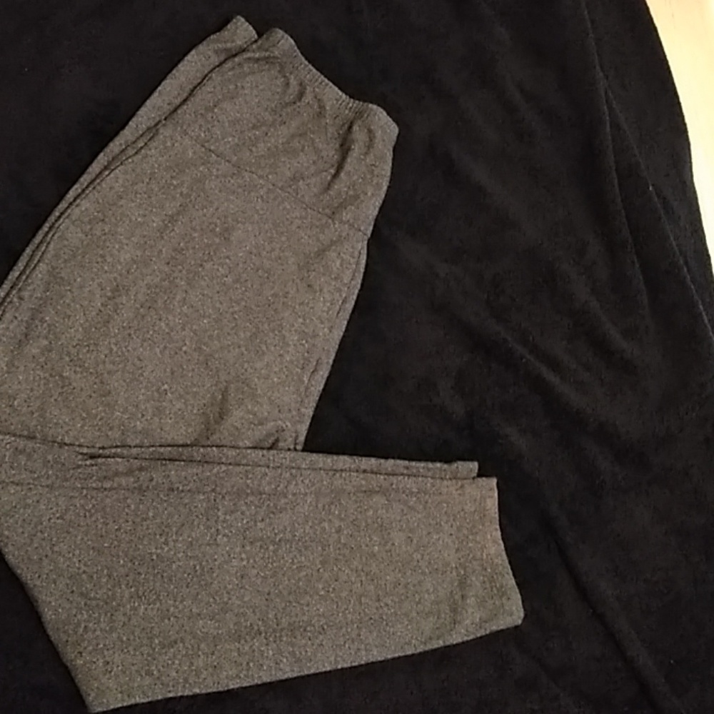 Pair of maternity tights. Great condition!